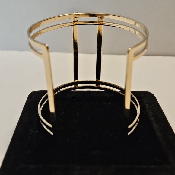 Gold Tone Choker Necklace Set with Black Accents - Picture 6 of 8